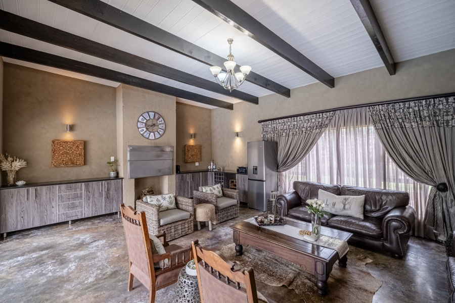 4 Bedroom Property for Sale in Winterhoek Park Eastern Cape
